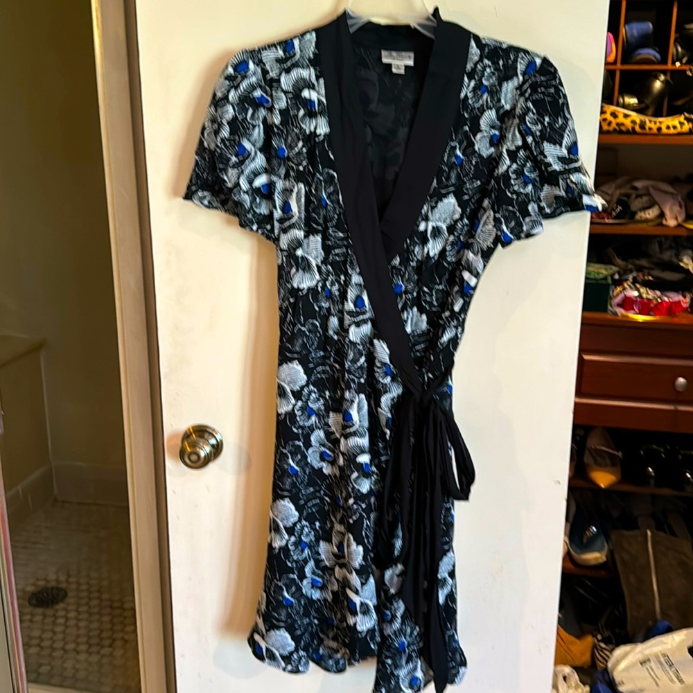 Floral wrap dress!!
